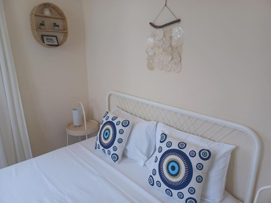 Big Apartment On The Beach Толо Екстер'єр фото